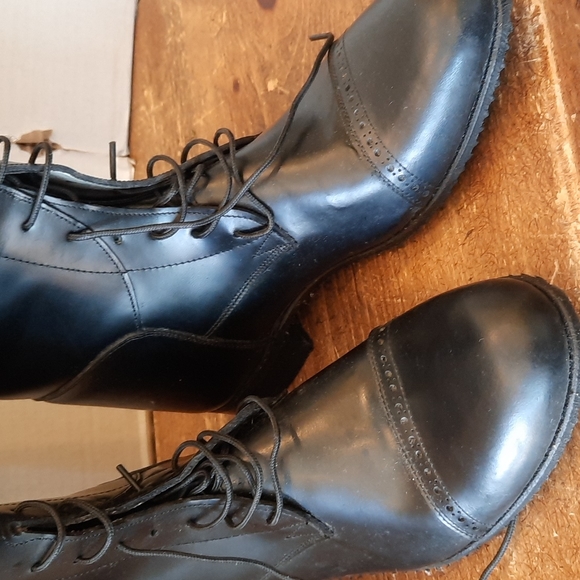 Riding boots - Picture 2 of 8